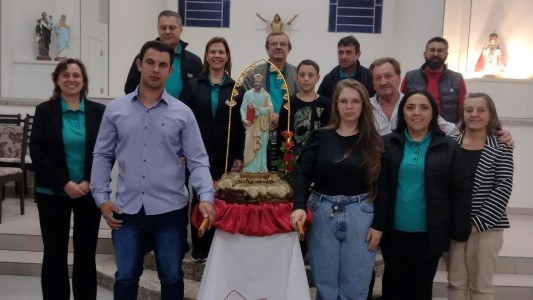 comunidade-menino-jesus-de-praga-recebe-visita-do-padroeiro_10_6012.jpg