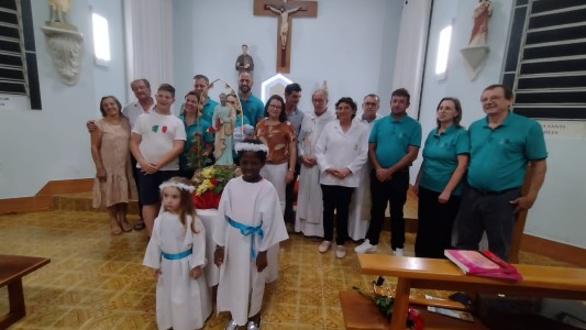 comunidade-santo-antonio-de-araripe-recebe-visita-de-sao-pedro_10_5797.jpg